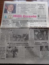 Milli Gazete - 27 Ekim 1978 - Yaser Arafat Camp David'e Karşı S.S.C.B'ye Gidiyor - Enver Sedat Begin Ve Carter Libya'da Yargılanacak - Bülent Ecevit Süleyman Demirel Görüşmesi Yapıldı - Necmettin Erbakan Savunma Ve İslam Dünyası Konferansının Açış Konuşmasını Yapmaya Davet Edildi - - İran'da Olaylar Devam Ederken Sansürü Protesto Eden Televizyon Yayını Kesti