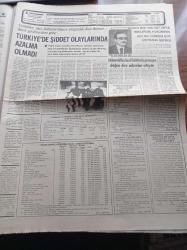 Milli Gazete - 27 Ekim 1978 - Yaser Arafat Camp David'e Karşı S.S.C.B'ye Gidiyor - Enver Sedat Begin Ve Carter Libya'da Yargılanacak - Bülent Ecevit Süleyman Demirel Görüşmesi Yapıldı - Necmettin Erbakan Savunma Ve İslam Dünyası Konferansının Açış Konuşmasını Yapmaya Davet Edildi - - İran'da Olaylar Devam Ederken Sansürü Protesto Eden Televizyon Yayını Kesti
