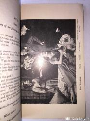 DRY ROT : A Farce in Three Acts - John Chapman - İngilizce Kitap (KURU ÇÜRÜK: Üç Perdede Bir Fars) Hafif Yıpranma ve Lekeleri Mevcut