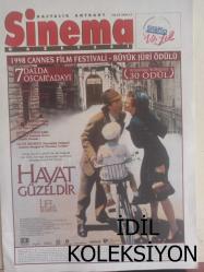 Sinema Gazetesi Haftalık Antrakt Dergisi Eki - 26 Şubat - 4 Mart 1999 - Sayı:17 - Hayat Güzeldir (Life is Beautiful ) Filmi - Roberto Benigni - Vincenzo Cerami - Omuz Omuza (Stepmom ) Filmi - Julia Roberts - Susan Sarandon - Ed Harris - Görüntüler Kanatır Yarayı - Embeth Davidtz - Kevin Costner - Winona Ryder - Tom Cruise - Omuz Omuza - Ödüller Uluslararası Yarışma - Renkli Fotokopi; Sapık - As Sineması - Gelecek Program - Aşkın Gücü Filmi - Propaganda Filmi - Shakespeare İn Love filmi - Osram - Cineoptik - İnce Kırmızı Hat Filmi - Sean Penn - Adrien Brody - Jim Caviezel - Ben Chaplin - Nick Nolte - Box Office - Yıldız Tablosu - Bir Çift Yürek Marlo Morgan - Dr. Dolittle - Türkiye'nin En Büyük Sineması - İstanbul Sinemalarında Bu Hafta - Anadolu Sinemalarında Bu Hafta - Yol Filmi - Yılmaz Güney - Tarık Akan - Şerif Sezer - Halil Ergün - Meral Orhonsay - Lipton Çay Filmi fotoğraf ve haberi - Tam Takım Dergi