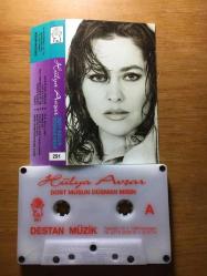 HÜLYA AVŞAR - DOST MUSUN DÜŞMAN MISIN DESTAN ALMANYA BASKI