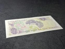 KRALİÇE ElİSABET II YENİ ZELENDA 2 DOLAR P 170b SERİ END NO 962118 UNC ÇİL