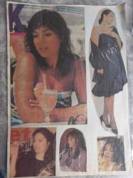 Türkan Şoray Çeşitli Gazete Dergi ve Haber Sayfalarından kesilmiş 9 adet fotoğraflı 20*30cm ebadında arkalı önlü boş kağıda yapıştırılmıştır.