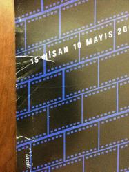 AFİŞLERLE YEŞİLÇAM, 15 NİSAN - 10 MAYIS 2000, TİYATRO AFİŞİ / POSTERİ - ORİJİNAL - 67 X 48 cm EBADINDA - İSTANBUL KÜLTÜR VE SANAT VAKFI - ULUSLARARASI İSTANBUL FİLM FESTİVALİ - ATATÜRK KÜLTÜR MERKEZİ GİRİŞ FUAYESİ