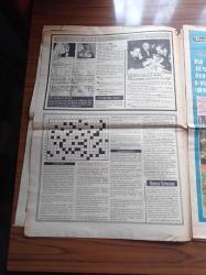 Milliyet Magazin Gazetesi - 7 Mayıs 1972 - Esen Püsküllü Hakkında Boşanma Dedikoduları - Fatma Girik - Güneri Tecer İle Emel Sayın Konserlere Yetişmek İçin Tatillerini Yarıda Bıraktılar - Türkiye'de Yeni Bir Salgın Taekwondo - Semra Ünsal - Ailesi Hasan Vecih'in Resimlerini Öldükten Sonra Sergiledi - Burhan Felek - Bülent Ecevit'e Falcı 5 Harfli İsimlerden Sakının Demişti - Şeytan Sofrasında Nikah - Neşe Tan