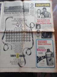 Günaydın Gazetesi - 26 Ağustos 1974 - Fenerbahçe Sivasspor'u Yendi - Fatih Terim'in Transferi İçin Galatasaray Adana Demirspor Maç Yaptı - Turan Güneş'i Kandıralı Hemşehrileri Cenevre Mehmetçiği Diye Karşıladı - Rumlar Arkadaşımız Adem Yavuz'u Otomatik Tüfekle Tarayarak Bu Hale Getirdiler - Kıbrıs Harekatı - Koramiral Hilmi Fırat 30 Ağustos'ta Oramiral Oluyor