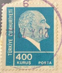 Mektup Zarfından Kesilmiş  / Postadan Geçmiş Pul Filateli - 28 Ekim 1977 Damgalı - ATATÜRK , 400 KURUŞ - Türkiye Cumhuriyeti
