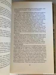 Turkey The Beautiful : A Visitor's Guide - Gerry Crawshaw  - W.H.Allen - İngilizce Kitap (Güzel Türkiye: Bir Ziyaretçi Rehberi)