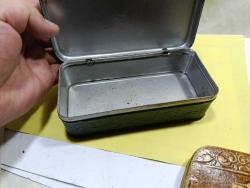 RF46------TENEKE DİKİŞ MAKİNASI KUTUSU