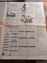 Rapor Gazetesi - 12 Mayıs 1981 - Dallas Dizisinde Yeni Bir Heyecan - Dünya Ağır Siklet Boks Eski Şampiyonu Muhammed Ali'nin Jesti - Mitterand'ın Devletçi Ekonomi Politikasını Dünya Merakla Bekliyor - Turgut Özal Alınacak Yeni Kararları Yarın Açıklayacak - İslam Kalkınma Bankası Trabzon Giyim Sanayii'ne Ortak Oldu - Japonya Belçika'ya Daha Az Otomobil Satacak