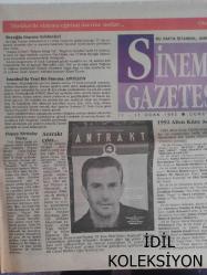 Sinema Gazetesi Filmcilik ve Sinemacılık Dergisi - 11-17 Ocak 1992 - Beyoğlu Sinema Sohbetleri - İstanbul'da Yeni Bir Sinema: Apollon - 1992 Altın Küre Adayları - Evde 5 Başına Filmi - Christina Applegate - Joanna Cassidy - Ağustos'ta Rapsodi Filmi - Akira Kurosawa - Richard Gere - Alternatif Bir Film: Vaatler Ülkesi Filmi - Andrzej Wajda: Çağın Kanayan Vicdanı - Gelecek Üzerine Notlar - Ali Hakan - Tatar Ramazan Filmi - Kadir İnanır - Esin Moralıoğlu - 3 Belalılar Filmi - Harley Davidson & Marlboro Man Filmi - Banu Kahraman - Calamity Jane de Bu Günleri Görseydi - Nazım Hikmet ve Tiyatro - Büyük Uyku - Sadi Çilingir - ''Gün Uzar Yüzyıl Olur'' - Fida Film Haftanın Filmleri - Kokuşmuş Hayat Filmi - Hot Shots Filmi - İkiz Kan Filmi - Van Damme - Başkalarının Parası Filmi - Danny De Vito fotoğraf ve haberi - Tam Takım Dergi