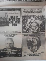 Sinema Gazetesi Filmcilik ve Sinemacılık Dergisi - 11-17 Ocak 1992 - Beyoğlu Sinema Sohbetleri - İstanbul'da Yeni Bir Sinema: Apollon - 1992 Altın Küre Adayları - Evde 5 Başına Filmi - Christina Applegate - Joanna Cassidy - Ağustos'ta Rapsodi Filmi - Akira Kurosawa - Richard Gere - Alternatif Bir Film: Vaatler Ülkesi Filmi - Andrzej Wajda: Çağın Kanayan Vicdanı - Gelecek Üzerine Notlar - Ali Hakan - Tatar Ramazan Filmi - Kadir İnanır - Esin Moralıoğlu - 3 Belalılar Filmi - Harley Davidson & Marlboro Man Filmi - Banu Kahraman - Calamity Jane de Bu Günleri Görseydi - Nazım Hikmet ve Tiyatro - Büyük Uyku - Sadi Çilingir - ''Gün Uzar Yüzyıl Olur'' - Fida Film Haftanın Filmleri - Kokuşmuş Hayat Filmi - Hot Shots Filmi - İkiz Kan Filmi - Van Damme - Başkalarının Parası Filmi - Danny De Vito fotoğraf ve haberi - Tam Takım Dergi