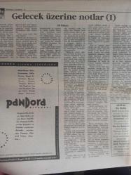 Sinema Gazetesi Filmcilik ve Sinemacılık Dergisi - 11-17 Ocak 1992 - Beyoğlu Sinema Sohbetleri - İstanbul'da Yeni Bir Sinema: Apollon - 1992 Altın Küre Adayları - Evde 5 Başına Filmi - Christina Applegate - Joanna Cassidy - Ağustos'ta Rapsodi Filmi - Akira Kurosawa - Richard Gere - Alternatif Bir Film: Vaatler Ülkesi Filmi - Andrzej Wajda: Çağın Kanayan Vicdanı - Gelecek Üzerine Notlar - Ali Hakan - Tatar Ramazan Filmi - Kadir İnanır - Esin Moralıoğlu - 3 Belalılar Filmi - Harley Davidson & Marlboro Man Filmi - Banu Kahraman - Calamity Jane de Bu Günleri Görseydi - Nazım Hikmet ve Tiyatro - Büyük Uyku - Sadi Çilingir - ''Gün Uzar Yüzyıl Olur'' - Fida Film Haftanın Filmleri - Kokuşmuş Hayat Filmi - Hot Shots Filmi - İkiz Kan Filmi - Van Damme - Başkalarının Parası Filmi - Danny De Vito fotoğraf ve haberi - Tam Takım Dergi