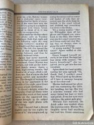 Alfred Hitchcock : Mystery Magazine - April 1990 - İngilizce Dergi (Hafif Yıpranmaları ve Lekeleri Mevcuttur)