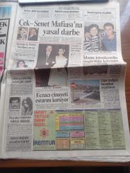 Hürriyet Gazetesi - 19 Kasım 1990 - Ali Ulvi 40 Yıldır Karikatür Çiziyor - Metin Tekin - Emin Çölaşan Fenerbahçe Dosyasını Açıyor- Aykut Kocaman - Sadri Alışık'ın İkinci Baharı - Yıldırım Akbulut Turgut Özal'dan İstediğini Aldı - Meclis'in En Devamlı Milletvekili 83'lük Kamil Tuğrul Coşkunoğlu - Devlet Bakanı Işın Çelebi Düello Davetini Reddetti - İçişleri Bakanı Abdulkadir Aksu Molla İddiasına Gülerim - Erdal İnönü