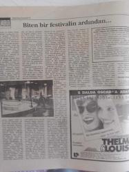 Sinema Gazetesi Filmcilik ve Sinemacılık Dergisi - 14-20 Mart 1992 - Sinema Emekçileri Sendikası Genel Kurulu Yapıldı - İzmir Film Festivali - 11. Uluslararası İstanbul Film Festivali - Şiddet Yılı Filmi - Andrew McCarthy - Valeria Golino - Sharon Stone - Evde 5 Başına Filmi - Christina Applegate - Joanna Cassidy - Rambling Rose Filmi - Laura Dern - Diana Ladd - Yapım Üzerine - Merdiven Altındakiler Filmi - Brandon Addams - Wendy Robie - Biten Bir Festivalin Ardından - Thelma Louise Filmi - Susan Sarandon - Geena Davis - Kültür Bakanlığı ve Sinemamız - Hakan Sonok - ''Sinema Bir Şenliktir'' - Eleştirmenin Seçtikleri - Sinema Gazetesi'nin Tavsiyeleri - Haftanın Filmleri - İstanbul Film Festivali ve Salon Emekçileri- İsmet Kurtuluş - Suphi Oktay - AST'taki Dostluk ve Dayanışma Şarkısı - ''Hal ve Gidiş Sıfır''Filmi - ''Tanrılar Çıldırmış Olmalı'' Filmi - Sadi Çilingir - Sevgili Filmi - Claude Berri - Jean Jacques Annaud fotoğraf ve haberi - Tam Takım Dergi