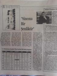 Sinema Gazetesi Filmcilik ve Sinemacılık Dergisi - 14-20 Mart 1992 - Sinema Emekçileri Sendikası Genel Kurulu Yapıldı - İzmir Film Festivali - 11. Uluslararası İstanbul Film Festivali - Şiddet Yılı Filmi - Andrew McCarthy - Valeria Golino - Sharon Stone - Evde 5 Başına Filmi - Christina Applegate - Joanna Cassidy - Rambling Rose Filmi - Laura Dern - Diana Ladd - Yapım Üzerine - Merdiven Altındakiler Filmi - Brandon Addams - Wendy Robie - Biten Bir Festivalin Ardından - Thelma Louise Filmi - Susan Sarandon - Geena Davis - Kültür Bakanlığı ve Sinemamız - Hakan Sonok - ''Sinema Bir Şenliktir'' - Eleştirmenin Seçtikleri - Sinema Gazetesi'nin Tavsiyeleri - Haftanın Filmleri - İstanbul Film Festivali ve Salon Emekçileri- İsmet Kurtuluş - Suphi Oktay - AST'taki Dostluk ve Dayanışma Şarkısı - ''Hal ve Gidiş Sıfır''Filmi - ''Tanrılar Çıldırmış Olmalı'' Filmi - Sadi Çilingir - Sevgili Filmi - Claude Berri - Jean Jacques Annaud fotoğraf ve haberi - Tam Takım Dergi