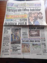 Hürriyet Gazetesi - 7 Nisan 1987 - Burhan Çaçan - Muazzez Abacı - Sibel Can - Feyyaz Uçar - Abdülkerim Durmaz'a Transfer Yasak - Fenerbahçeli Müjdat Yetkiner Galatasaray İle Flört Ediyor - Benim Yeşilçam'ım Yazı Dizisi - Bestekar Ercüment Berker  Liseli Fatma'ya Araba İle Çarptı - Partilerde Seçim Alarmı - Avrupa Ekonomi Topluluğu - Yunan Fantomu Samsun Feribotuna Dalış Yaptı