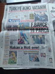 Hürriyet Gazetesi - 13 Şubat 1994 -  Duran Duran'lı Mega Parti - Jeane Manson - Fenerbahçeli Uche - Fenerbahçe'de 19 Tane Grup Var - Aziz Yılmaz - Jupp Derwall Türkiye İkinci Vatanım - Kanlı Terör Örgütü PKK'dan Bir Haftada 7 Bomba - Terörist Barındırana Emniyet Müdürü Necdet Menzir'den Uyarı - NATO'nun Bosna Filosuna 8 Türk F 16'sı Daha - Tansu Çiller  Barış Manço El Ele - Sakıp Sabancı - Bayındırlık Ve İskan Bakanı Onur Kumbaracıbaşı