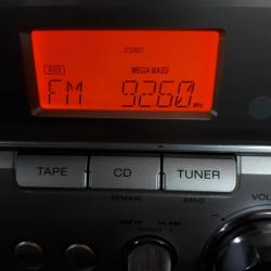 SONY CMT-EP303 MİNİ MÜZİK SETİ , RADYO ÇALIŞIYOR , CD VE TEYP ÇALIŞMIYOR , HÂLİYLE