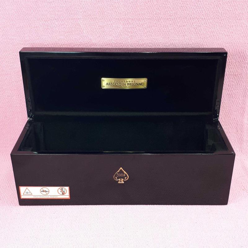 CHAMPAGNE ARMAND DE BRIGNAC BRUT GOLD S YAH LAKE BO AH AP KUTU Antika ve Koleksiyon kitantik 11662406000032