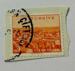 Mektup Zarfından Kesilmiş  / Postadan Geçmiş Pul Filateli - TÜRKİYE DİYARBAKIR , 5 PARA - Türkiye Cumhuriyeti
