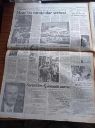 Milli Gazete - 9 Ocak 1988 - Başörtüsü Zulmü Had Safhada - Süleyman Demirel - Semra Özal - Turgut Özal - Diyalektik Materyalizm - Yahudi Terör Çeteleri Çizmeyi İyice Aştılar - Çalışma Bakanı İmren Aykut - Yunanla Bulgar Zulümde Yarışıyor - Mücahidler Ruslar Geri Çekilmek Zorunda - Humeyni Hamaney'e Sert - Devlet Bakanı Cemil Çiçek Gençlik Konusunda Herkes Laf Üretiyor - Yahudiler Sinir Gazıyla Çocukları Boğuyor