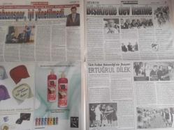 Tüm Olimpik Sporlar ve Sporseverlerin Sesi Spor Meydanı Gazetesi - Mart 2008 - Fenerbahçe'nin Dünya Yıldız Futbolcusu Roberto Carlos Spor Meydanı'na Konuştu - Vakıfbank Güneş Sigorta Şampiyon - Ömer Altay - Kayseri'ye Muhteşem Stad: Kayseri Arena - Spor Dünyasının Nabzı Tüyap'ta Tutuldu - Kadir Bıyıklı - Boksta Yılın Ödülleri Sahiplerini Buldu - Görkemli Gece - Aziz Yıldırım - Gökdeniz Rubin Kazan'da - Tuğba Karademir'den Gümüş Madalya - Türk Dansçılar Belçika'yı Salladı - Teknolojide Bir Dünya Devi Lenovo - Ayhan Özen -Tekvandoda Tazegül - Meşale 3 Nisan'da İstanbul'da - Türk Çocukları Olimpiyatlarda - Badminton Türkiye'nin Her Yerinde - Büyük Kupa Korhan Yamaç'ın - Beykozspor Arayı Açıyor - Fatih Terim'e İtalya Devlet nişanı - Kosova'dan Anlamlı Davet - Bayan Eskrimciler İddialı - Erol Uğur - Futbolcuya Hız Kazandıran Kramponlar - Servet Çetin Altın Adam - Rıdvan Dilmen Spor Salonu Açıldı fotoğraf ve haberi - Tam Takım Gazete