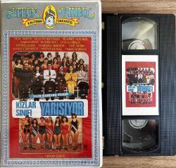 KIZLAR SINIFI YARIŞIYOR- NEŞE AKSOY BÜLENT KAYABAŞ MEHMET ALİ ERBİL VHS FİLM