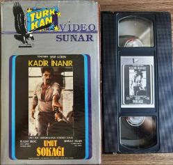 Efemera - UMUT SOKAĞI- KADİR İNANIR BÜLENT BİLGİÇ VHS FİLM - kitantik - kitaLog