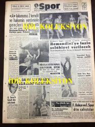 GÜNLÜK SPOR GAZETESİ - 26 ARALIK 1958 - A TAKIMIMIZ 2 TEMDİT VE HAKEMİN YARDIMIYLA GENÇLERİ MAĞLUP ETTİ - YÜKSEL VE ENVER SAKAT - AYDOĞAN BECİT - REMONDİNİ - ATİLLA KARSAN - NİKOLA SOTİR - GALATASARAY'LI İSMAİL - FENERBAHÇE, İSTANBULSPOR - MUVAKKAR E. TALÜ - EKREM ÜNVERİR - CAVLI ÇULFAZ - DAĞLARIN OĞLU, JACK LONDON - SUAT YALAZ - ÖMER İŞCAN - İHSAN BAYDAR - SİGARAYI BIRAKMAK İSTEYENLERE, COMME LE CIGARETTES, MEHMET NURİ MERMER - UMUM MÜDÜRLÜK SPOR SERGİ SARAYI - PAŞABAHÇE SPOR KULÜBÜ - REŞAT ERTE -