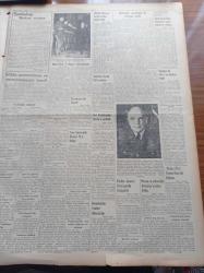 Vatan Gazetesi - 23 Ocak 1954 - New York Celal Bayar'a Hazırlanıyor - İngiltere Büyükelçisi Sir James Baker Geliyor - Şehir Tiyatrosu Sanatkarlarından Perihan Yanal'ın Cenazesi Kaldırıldı - Marilyn Monroe En Sevilen Kadın Artist - Komünistler Esirleri Almıyorlar - Ahmet Emin Yalman Amerika'da Bize Gösterilen Sevgi Tahminin Üstünde - Papağos da Kıbrıs'ın İlhakını İstedi - 70 Bin Liralık Adam Açlıktan Öldü - Pal Jiletleri - Yeşilırmak Dondu - Buz Revüsü - Türk Gök'ü 1 Manevralar Yapılıyor - Safiye Ayla Şahit Olarak Dinlenecek - Sultan Birinci Ahmet'in Sünnet Düğünü Muammer Baykan - Karaköy'de Yeraltı Geçitleri - Hindu Ayini - İlk Atom Denizaltısı Dün Denize İndirildi - Bedri Koraman - 1954'de Fen Sahasında Ne Gibi Yenilikler Olacak - Üçüncü Dünya Harbi 1963 de Olacakmış - Albert Camus Veba Romanı - Kışa İlanlar - Fenerbahçe Beykoz İle Karşılaşıyor - Radyo Fabrikası Kuruluyor - İktisat ve Piyasa - Ege'de 69 Milyon Kilo Tütün Satıldı - Bugün Yapılacak Futbol Maçları