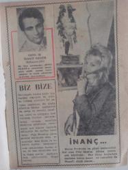 Tercüman Gazetesi İlave Eki Ses, Tiyatro ve Sinema Mecmuası Dergisi - 6 Aralık 1962 - Sayı:23 - İsmet Nedim - İnanç - Filiz Akın - Babası ve Kızı - Ayhan Işık - İkisi de Bekar - Tarihde Moda - Filiz Borak - Fincan Boyacılığından - Nilüfer Aydan - Yarının Genç Şairleri - Artist Kadın - Gönül Yazar - Halk İstiyor - Adnan Ataman - Şakadan Damlacıklar - Güler Gürses - Kim Novak - Haftanın Panaroması - Balık Adam - Zeynep Değirmencioğlu - Abdullah Yüce - Şadi Şener - Avrupayı Gezdim - Muzaffer Tema - Dedi ve Gördüğü Yerleri Anlattı - Leyla Sayar'ı Unutamadı - Aşık Olmak İçin Sık Sık Gezmek Lazım - Makyaj Sanatı - Zeki Müren - Nemika Yeşilada - Muvakkar Ekrem Talu - Beklenen Günler - Biraz Dedikodu - Semra Atılay - Aşkı Öğreten Kadın - İllizyon - Manyetizmalı İskambil ve Su Dolu Bardak - Bir Plak Dolduruldu - Evlenmek İstiyorum - Radyo - Safety Kalem Uçları Reklamı fotoğraf ve haberi - Tam Takım Dergi - Ciltten Çıkmadır