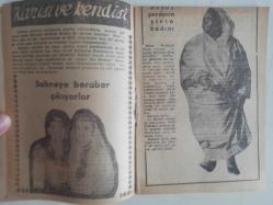 Tercüman Gazetesi İlave Eki Ses, Tiyatro ve Sinema Mecmuası Dergisi - 10 Ekim 1962 - Sayı:15 - Meral Şener - Efkan Efekan - Biz Bize - Karısı ve Kendisi - Sahneye Beraber Çıkıyorlar - Beyaz Perdenin Şirin Kadını - Dursune Şirin - Tarihde Moda - Filiz Borak - Zarif Aktrist - Belgin Doruk - Yüksek Ücretli - Belgin Doruk - Küçük Arkadaş - Nurinnisa Toksöz - Özelliği - Evlenmek İstiyorum - Şemsi Sılkım - Yarının Genç Şairleri - Konya Kaşık Ekibi - Ali Sandal - Filiz Akın - Göksel Arsoy - Makyaj Sanatı - Avrupada 14 Ay - Melike Cemal - Krallar Gibi Eğlendiler - Süleyman Özdağ - Babası Kızı ve Oğlu - Adnan Şenses - Caroll Munro - Aşkı Öğreten Kadın - Çadır Güzeli Babuş Ne Var Ne Yok - Safety Kalem Uçları Reklamı fotoğraf ve haberi - Tam Takım Dergi - Ciltten Çıkmadır