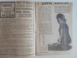 Tercüman Gazetesi İlave Eki Ses, Tiyatro ve Sinema Mecmuası Dergisi - 10 Ekim 1962 - Sayı:15 - Meral Şener - Efkan Efekan - Biz Bize - Karısı ve Kendisi - Sahneye Beraber Çıkıyorlar - Beyaz Perdenin Şirin Kadını - Dursune Şirin - Tarihde Moda - Filiz Borak - Zarif Aktrist - Belgin Doruk - Yüksek Ücretli - Belgin Doruk - Küçük Arkadaş - Nurinnisa Toksöz - Özelliği - Evlenmek İstiyorum - Şemsi Sılkım - Yarının Genç Şairleri - Konya Kaşık Ekibi - Ali Sandal - Filiz Akın - Göksel Arsoy - Makyaj Sanatı - Avrupada 14 Ay - Melike Cemal - Krallar Gibi Eğlendiler - Süleyman Özdağ - Babası Kızı ve Oğlu - Adnan Şenses - Caroll Munro - Aşkı Öğreten Kadın - Çadır Güzeli Babuş Ne Var Ne Yok - Safety Kalem Uçları Reklamı fotoğraf ve haberi - Tam Takım Dergi - Ciltten Çıkmadır