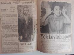 Tercüman Gazetesi İlave Eki Ses, Tiyatro ve Sinema Mecmuası Dergisi - 17 Temmuz 1962 - Sayı:3 - Zeki Müren - Biz Bize - Neriman Köksal - Bir Devirdi - Mualla Mukadder - 3. İzdivaç - Kocası Razı Değil - Muzaffer Tema - Vali Paşa Eniştem - Nuri Teoman Paşa - İsveç'de Bir Türk Şantözü - Ne Var Ne Yok - Semra Nuray - Yanlız Türkçe Tangolar - İbrahim Işıl - 1 No:lu Orkestra - İyi Aktris - Belgin Doruk - Son Filmini mi Çevirdi? - Teklif Aldı - İstanbul'a Çalışmak Üzere Gelmeyecek - Yok Böyle Bir Şey - Hepsi de Altan - Haber Yağmuru - Yeni Aşk - Böylesi Güzel - 13 Kilo Vermiş - Diclehan Baban - Göksel Arsoy - Biraz Dedikodu - Philips Radyolar ve Mamulleri Reklamı fotoğraf ve haberi - Dergi Tam Değildir Sadece 20 Sayfası Mevcuttur - Ciltten Çıkmadır