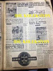 GÜNLÜK SPOR GAZETESİ - 5 EKİM 1958 - FENERBAHÇE, BEŞİKTAŞ 1958 DERBİ MAÇI, TAKIM İLK 11'LERİ - MUVAKKAR E. TALÜ - NECDET APAK SİGORTACILIK - ORHAN ŞEREF ''KİMSENİN GÖZ YAŞINA BAKMAYACAĞIZ'' - CAN BARTU - LEFTER - VEFA, BEYKOZ MAÇI - ŞEREF KÖYLÜBAY - İHSAN BİRİCİK - SADETTİN GÜRSESLİ - MEVCUATA PEŞİN PRİM, BUPĞDAY BANKASI - DİLAVER UZGÖREN - CAVLI ÇULFAZ - M. REŞİD BAYBURD - AMERİKAN DERSANESİ - AKBANK REKLAMI - NAZİF OTURGAN - AYDOĞAN BECİT - ÇEPÇEVRE VATAN - MUVAKKAR E. TALÜ - KREMLİ PURO TUVALET SABUNU REKLAMI - NAZMİ BİLGE