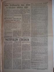 İstiklal Haftalık Siyasi Tarafsız Gazete - 5 Aralık 1962 - Sayı:103 - Solcu Gazeteler Resmi İlanla Besleniyor - Halk Evlerini Diriltmek Mi? - Rusya'da Yahudiler - Su Yolundaki Dev - İhtilalin Mesuliyeti - Cevat Rıfat Atılhan - Diğergamlık - Anarşizme Karşı Ahlak Nizamı - Nurettin Topçu - Kaybolan Ruhumuzu Arıyoruz - Mayın Tarlası - Komünizm Müdafileri - Hıfzı Oğuz Bekata - Nurculuk Meselesi - Haftanın Şiiri Naat - Yunus Emre Hassasiyeti - Necip Fazıl Kısakürek - Zinde Kuvvetler Eğleniyor - Raşit Bidar - Materyalizm Çökerken - Rüştü Çelebi - Bedir Yayınevindeki Kitaplar - İki Kafa Örneği - Onlarda ve Bizde Nasıl Yetişiyorlar ? - Haftanın Yazısı Kırbaç - Arif Nihat Asya fotoğraf ve haberi - Tam Takım Gazete