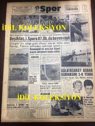 GÜNLÜK SPOR GAZETESİ - 14 EKİM 1958 - GALATASARAY, BEŞİKTAŞ ANKARA'DA KARŞILAŞIYOR - FENERBAHÇE STADININ TEVSİİNE BAŞLANIYOR - BEYKOZ HÜKMEN MAĞLUP SAYILDI - ÇEPÇEVRE VATAN ESKİŞEHİR - BASKETBOL FİKUSTURU - M. RAŞİD BAYBURD - İSLAM ÇUPİ - CAVLI ÇULFAZ - OSMAN A. KERMEN - GARNİZON - BEYLERBEYİ MAÇI - SİNEMA VE TİYATRO SAYFASI - BEŞİKTAŞ TAKIMI ADANA'YA GİDİYOR - SAMİM GÖREÇ - BASKET LİGLERİ 8 KASIM'DA BAŞLIYOR