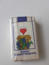 Koleksiyonluk eski dönem sigara paketleri -