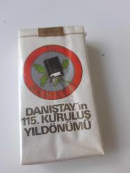 Koleksiyonluk eski dönem sigara paketleri