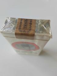 Koleksiyonluk eski dönem sigara paketleri