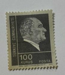 Mektup Zarfından Kesilmiş  / Postadan Geçmiş Pul Filateli -  ATATÜRK 1975 - 100 KURUŞ - Türkiye Cumhuriyeti