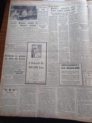Yeni İstanbul Gazetesi - 14 Nisan 1956 - Başvekil Adnan Menderes Kabine Azaları İle Dün Akşam Yaptığı Toplantı - Hürriyet Partisi Genel İdare Kurulu Dün Toplandı - Grace Kelly'nin Monako'da Geçirdiği Heyecanlı Bir Gün - Yunan Hariciye Vekili Teotokis Türkiye'nin Kıbrıs'ta Talep Ve Menfaatleri Var Dedi- Heron Tipi Uçaklarımız İşleyemez Hale Geldi - Habib Edib Törehan - Fransa'da 75 Bin Kişi Silah Altına Alınıyor - Gog Yazan Giovanni Papini - Fransızlar Dün 65 Cezayirli Mukavemetçiyi Öldürdü - Züleyha İsimli Bulgarca Piyes Toplattırılıyor - Ekzistansiyalist Kulübü Kapatıldı - İsrail Komünist Partisi Arap Fedaileriyle İşbirliği Yapıyor - Mimar Sinan Heykel- Tokalon Pudra - Remington Tamirhanesi -  Mutfak Köşesi Kuskus Pilavı Tarifi - Macaristan Spor Nazır Muavini Şebeş Lefter Küçükandonyadis'in Oyununu Hala Unutmadı - Adalet Vefa İle Bugün Karşılaşıyor - Macarlarla İlk Grekoromen Karşılaşması Bu Gece Yapılıyor - Vasco Da Gama'nın Ankara Maçları