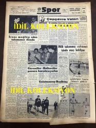GÜNLÜK SPOR GAZETESİ - 24 EKİM 1958 - (23 YAZILI ANCAK 24 EKİM SAYISIDIR) - MİLLİ TAKIMIMIZ PAZAR GÜNÜ BELÇİKA İLE KARŞILAŞACAK - EKERBİÇER ÜÇ HAFTA BOYKOT - ÇEPÇEVRE VATAN İSTANBUL - GALATASARA VE BEŞİKTAŞ PAZARA KARŞILAŞIYORLAR - BEŞİKTAŞLİ MUHALİFLER BUGÜN TOPLANIYORLAR - HAMİT KAPLAN - ADİL ATAN VE İ. KARABACAK AMERİKA'YA GİDİYORLAR MI? - BÜLENT EKEN GALATASARAY ANTRENÖRÜ - SİNEMA VE TİYATRO SAYFASI - OSMAN A. KERMEN - CAVLI ÇULFAZ - CUMHURİYET KUPASI BOKS MAÇLARI YARIN - ALİ BOZYAYLA
