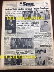 GÜNLÜK SPOR GAZETESİ - 8 KASIM 1958 - ANKARA'DAKİ DÖRTLÜ TURNUVA BUGÜN BAŞLIYOR - GAYEMİZ TÜRK FUTBOLUNU TEMSİL EDEBİLMEKTİR - ŞEREF KÖYLÜBAY - İZMİR'DE 10.000 KİŞİLİK KAPALI SALON - EKREM ÜNVERİR - CEZMİ BAŞAR - SİNEMA, FİLM SAYFASI - ÇAVLI ÇULFAZ - OSMAN A. KEREM - GENÇLER BOKS MÜSABAKALARI - GEREKO - ROMEN GÜREŞ LİGLERİ - HAMİT KAPLAN - YAPI VE KREDİ BANKASI REKLAMI - MUVAKKAR EKREM TALU - AT YARIŞLARI TÜRKİYE JOKEY KULÜBÜNDEN - ŞEREF KÖYLÜBAY