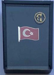 DARPHANE ÜRETİMİ MİNELİ DALGALANAN TÜRK BAYRAK ROZET KUTUSUNDA GÜMÜŞ