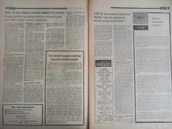 Devlet Milliyetçi Siyasi Haftalık Gazetesi - 27 Ekim 1975 - Sayı:312 - Anarşistlerin Türk Devletine Saldırısı Cevapsız Bırakılmamalıdır - Viyana ve Paris Büyükelçilerimizin Hunharca Şehit Edilmeleri Büyük Nefretle Karşılandı - Türk Devleti'ne Yapılan Saldırılar Karşılıksız Bırakılmamalıdır - Seçim Sonuçları Üzerine - Nuri Gürgür - Ecevit Safranbolu'da Soru Soran Genci CHP Militanlarına Verdiği Emirle Dövdürdü - Antalya Büyük Ülkü Derneği Beraat Etti - AP ve Seçimler - CHP Sabotajcıların Suç Ortağıdır - Ahmet Rıfat - Yumuşama Politikası Kimin İşine Yarıyor? - Erdal Altay Balkanlı - CHP'li Dalokay'dan Hesap Sorulmalıdır - Ülkücü Faaliyetlerden Özetlersek - İspanya'dan Öğüt Alanlar - İdeal Buhranı ve Milliyetçilik - Mehmet Ulaş - Antalya Büyük Ülkü Beytüşşebap Olayı - Ülkücülerin Komünistler Karşısında Ezilmeyişinin Sebebi, İnandıkları Yolda Ölümü Hiçe Saymalarıdır fotoğraf ve haberi - Tam Takım Gazete