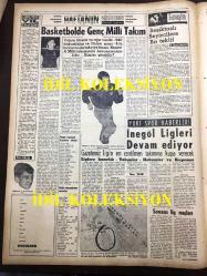 GÜNLÜK SPOR GAZETESİ - 23 KASIM 1958 - FENERBAHÇE, ADALET'İ GÜÇLÜKLE 1-0 YENEBİLDİ, TEK GOLÜ LEFTER KAYDETTİ - BEŞİKTAŞ - VEFA MAÇI - REAL MADRİD DÜNYANIN EN BÜYÜK TAKIMIDIR - REBİİ ERKAL İSTİFA ETTİ - GALATASARAY 2 - 1 ALTAY - MUVAKKAR EKREM TALU - NEJAT ALTAV - VELİ AKBAŞLI - ALTAY YENİ BİR İTALYAN ANTRENÖRÜ GETİRİYOR - ÇAVLI ÇULFAZ - DOĞUBANK - ÖMER İŞCAN - FARUK ARABOĞLU - KIZ OKULLARI İLK KIR KOŞUSU - AMATÖR KÜME MAÇLARI - ATİLLA KARSAN - RİAL - PERTEV TUNASELİ - TÜRK TİCARET BANKASI