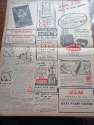 Vatan Gazetesi - 21 Eylül 1949 - Paramızın Düşürülmeyeceği Kati Olarak Anlaşıldı - Birleşmiş Milletler Genel Kurulunun Çalışmaları - İngiltere Dışişleri Bakanı Bevin - Amerika Dışişleri Bakanı Acheson - Amerika Maliye Bakanı Snyder - Refah Kurbanları Şehit Değilmiş - Adenauer Alman Kabinesini Kurdu - Atom Bombası Konferansı - Fuad Köprülü - Adnan Menderes - Refik Koraltan - Fevzi Lütfi Karaosmanoğlu - Samet Ağaoğlu - Elhamra Sineması - Berlin Oteli Yazan Vicki Baum Yazı Dizisi - Film Yıldızı Richard Dix Öldü - Saygısızlıkla Savaş Derneği Kongresi - Ali Saraçoğlu - Haşmet Orbay Meselesi - Simav Gölünün Kurutulması - Çapamarka - Radyolin Diş Macunu - Lili - Romac Termosları - Orion Termosları - Hollanda Kraliyet Hava Yolları